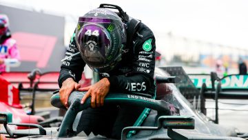 Hamilton evenaart sensationeel record Schumacher na indrukwekkende prestatie - terugblik