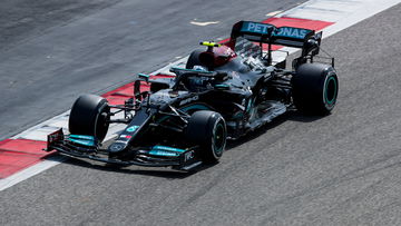 Problems for Mercedes, Ricciardo leads the way in pre-season F1 testing