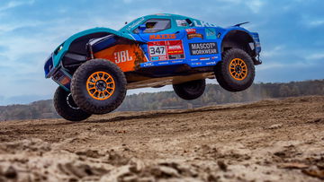 Unieke beelden: Gebroeders Coronel geven ultiem inkijkje tijdens Dakar Rally