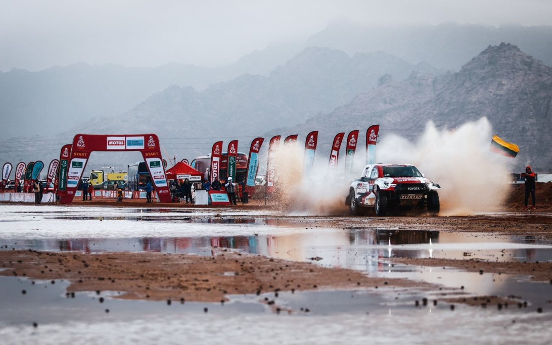 Al-Attiyah Dakar 2022 regen