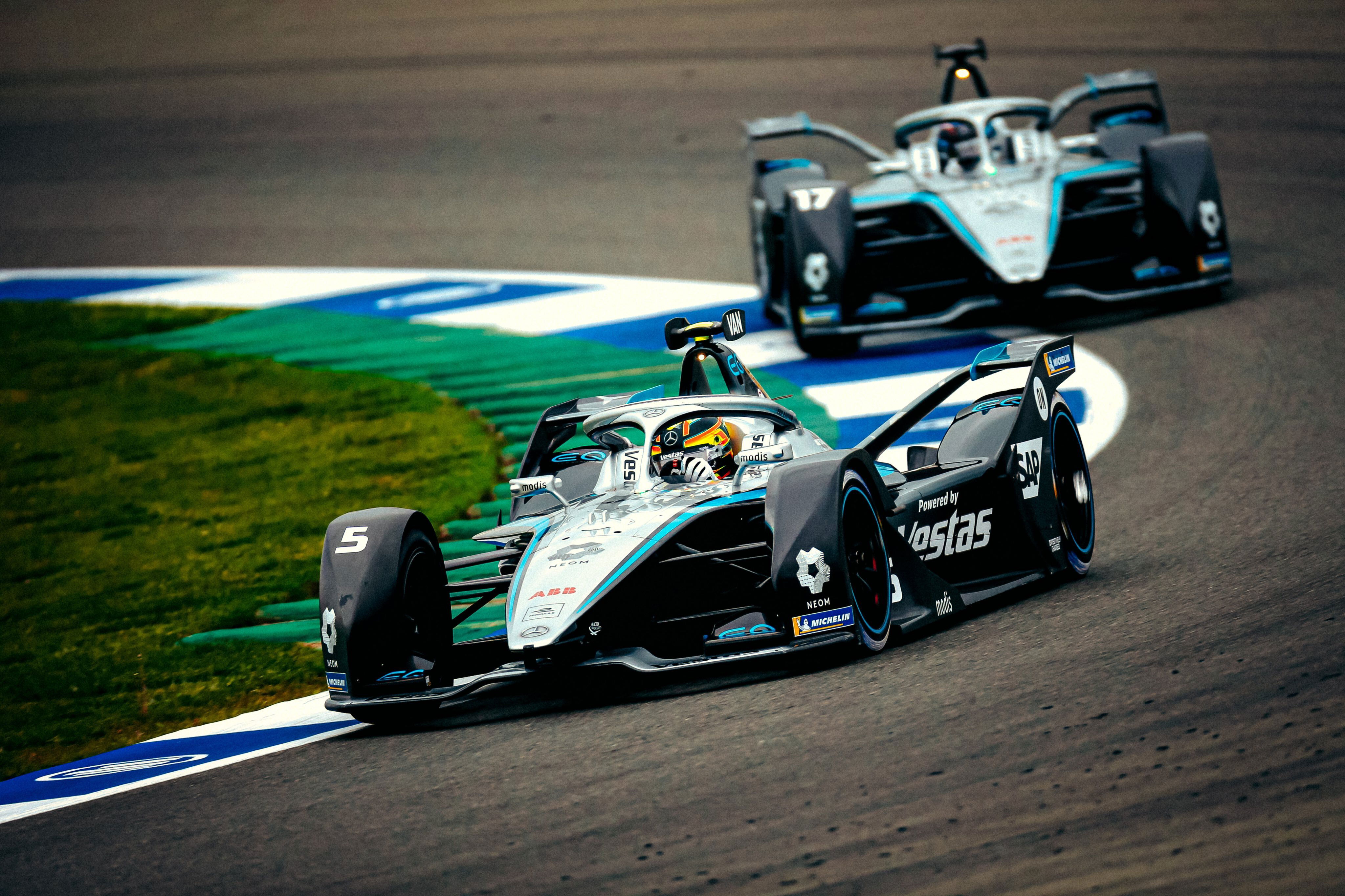 Vandoorne De Vries Valencia