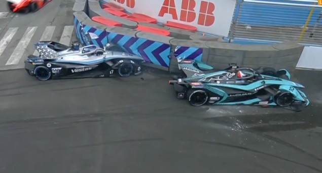 Video: Last lap crash takes out three drivers in Formula E | RacingNews365