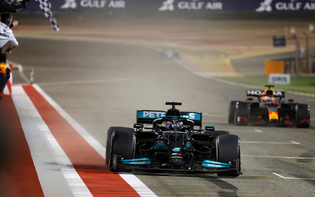 Hamilton win Bahrain