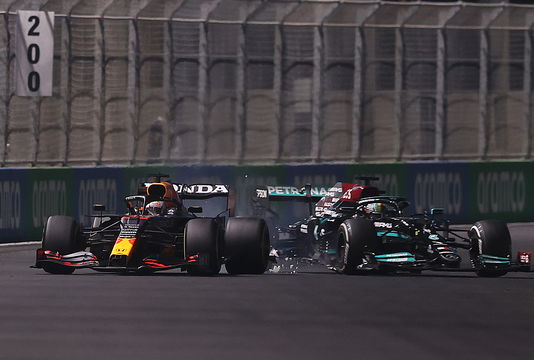 Verstappen Hamilton crash Saudi