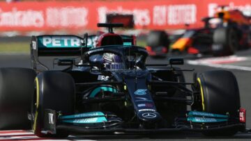 Hamilton beats Verstappen in final practice, as Schumacher crashes