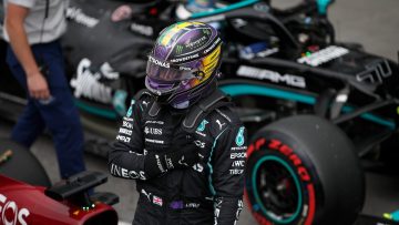 Hamilton beats Verstappen in Brazilian GP qualifying