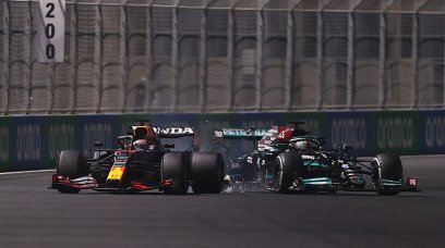 Verstappen Hamilton crash Saudi