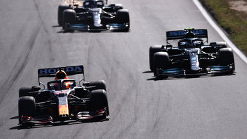 Foutloze Verstappen wint en slaat dubbelslag in GP Nederland