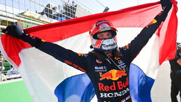 Verstappen doorbreekt magische grens met dominant optreden GP Nederland