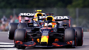 Verstappen claims pole at Silverstone by winning Sprint Qualifying race