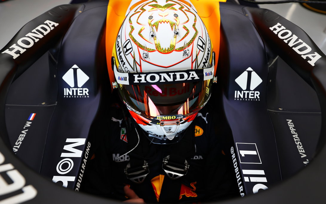Verstappen 2021 helm RB15
