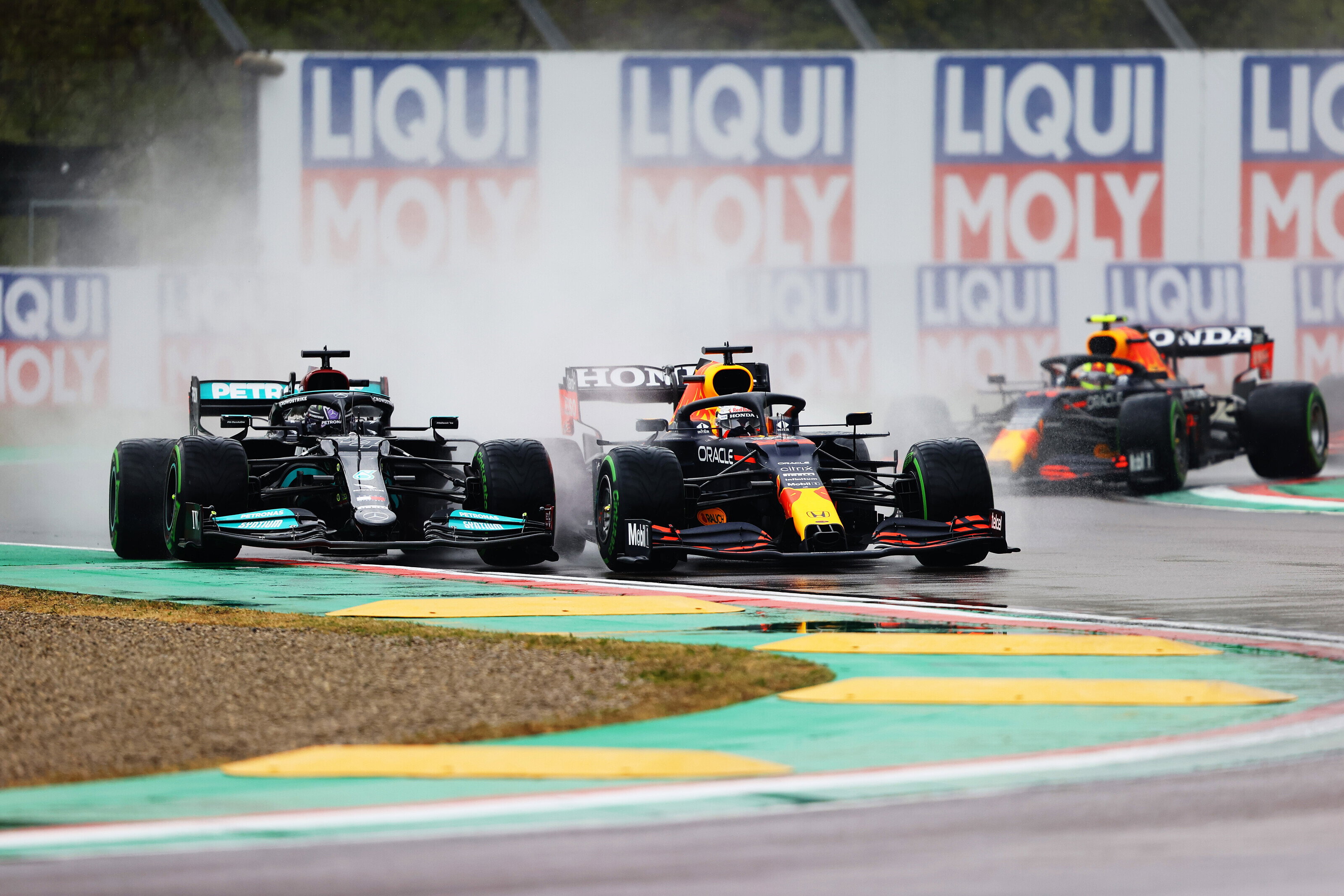 Verstappen Hamilton Rain Imola