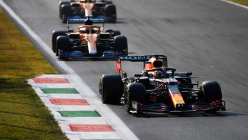 Live: Verstappen en Hamilton bij de stewards, straf of geen straf?