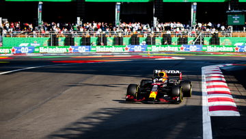 Perez en Verstappen declasseren Mercedes in derde training GP Mexico