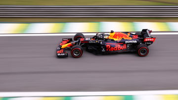 What time does the Interlagos F1 Sprint race start?