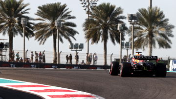 Live: Reacties uit F1-wereld na prachtige poleposition Verstappen