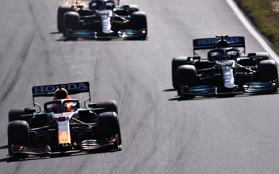 Verstappen Bottas Mercedes Zandvoort