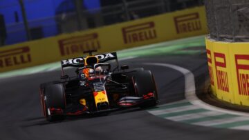 Video: Troostprijzen voor Red Bull en Verstappen in Saoedi-Arabië