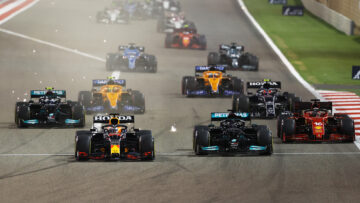 When is the first race of the 2022 F1 season?