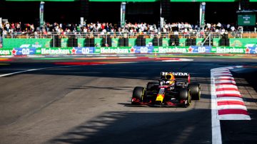 Perez en Verstappen declasseren Mercedes in derde training GP Mexico