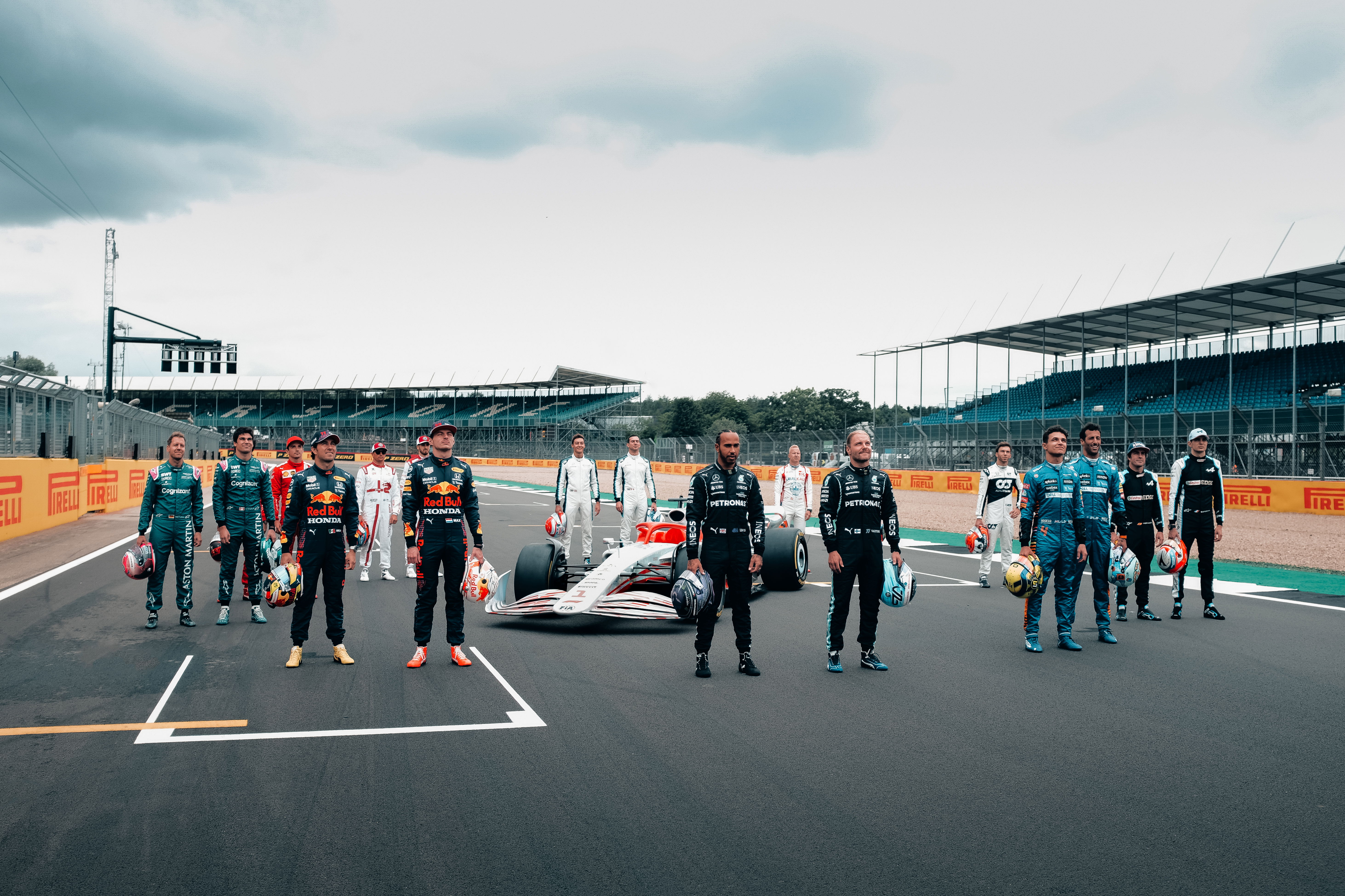 2022 F1 Car Silverstone Grid 2