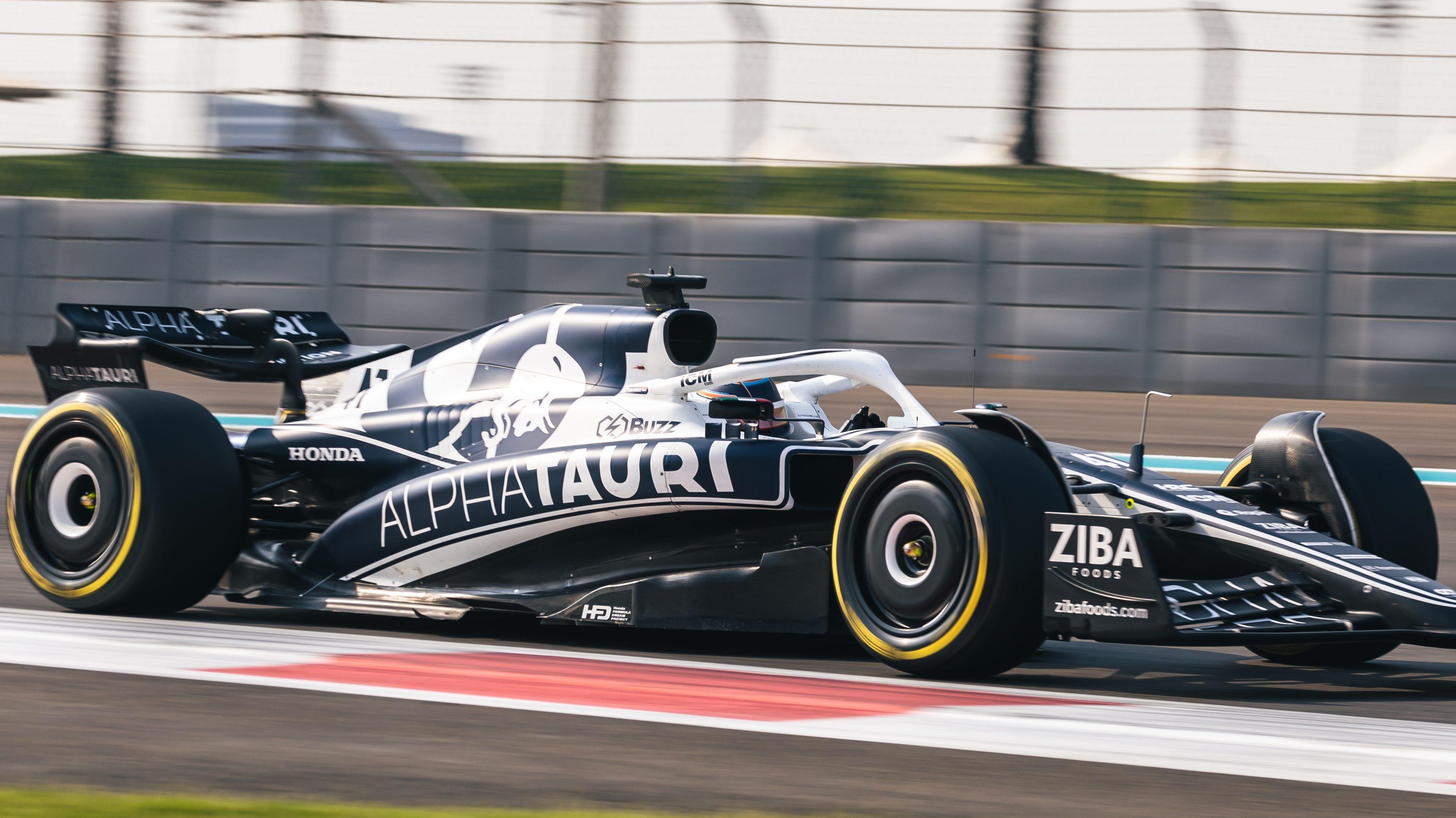 De Vries AlphaTauri Abu Dhabi Test