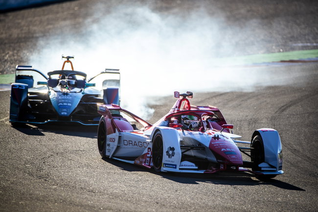 			© LAT / Formula E
	