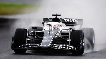 Video: Gasly woedend na levensgevaarlijke situatie met tractor op het circuit tijdens GP Japan