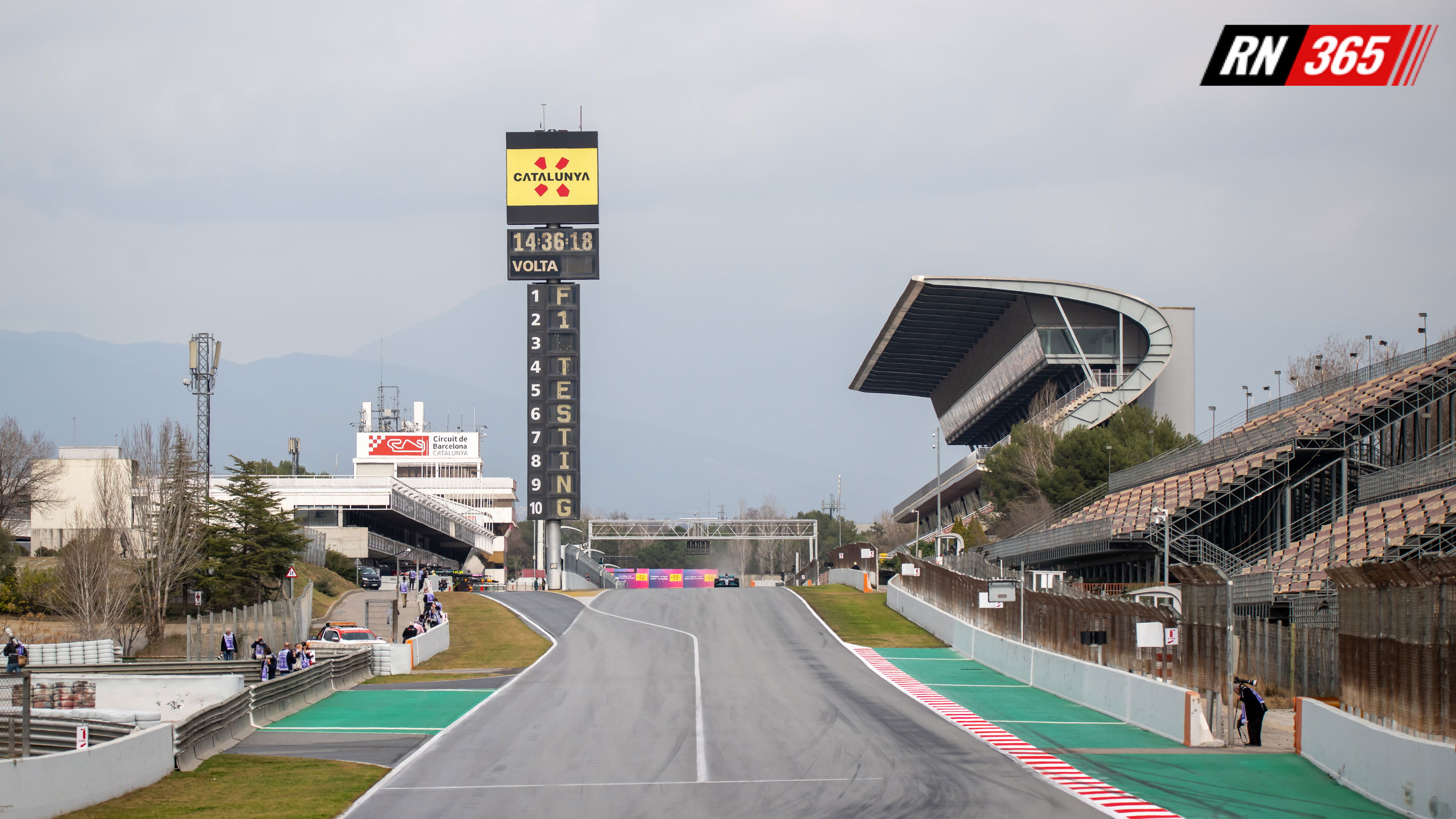 Hamilton Barcelona wet
