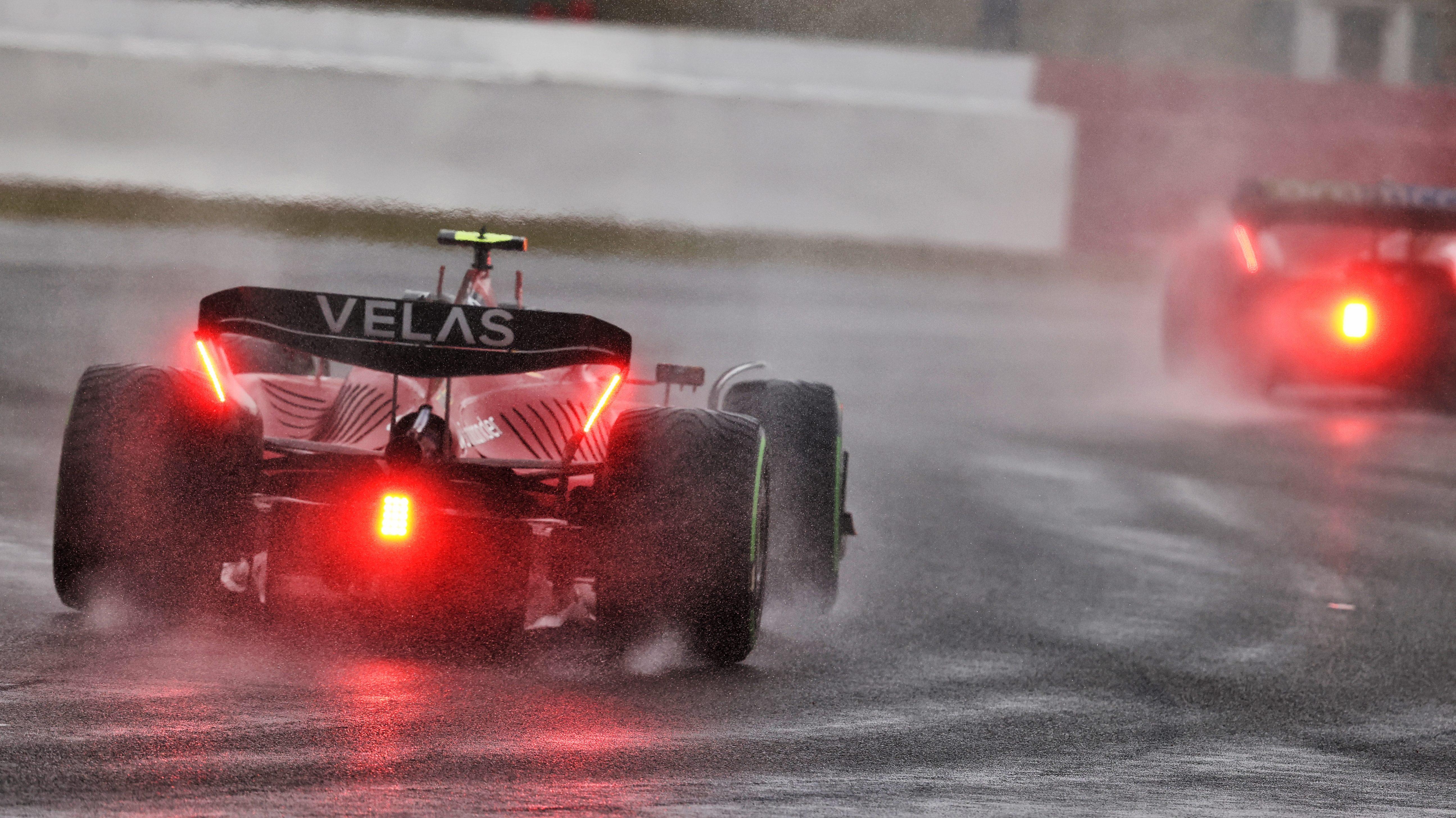 Sainz rain Silverstone