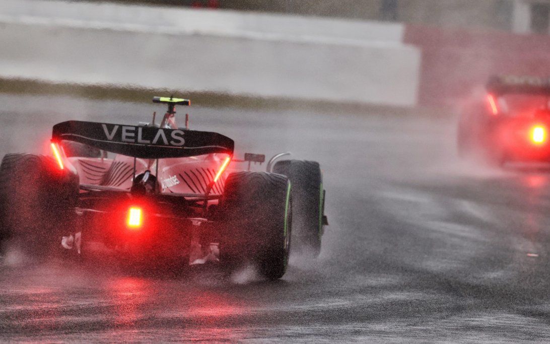Sainz rain Silverstone