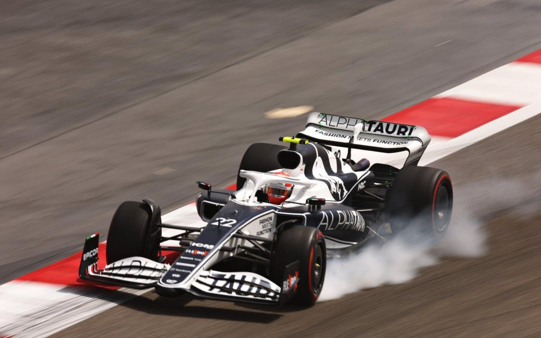 Tsunoda Bahrein test