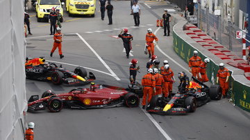 Hill duikt in veelbesproken incident Verstappen en Pérez: "Hij kan het niet toegeven"