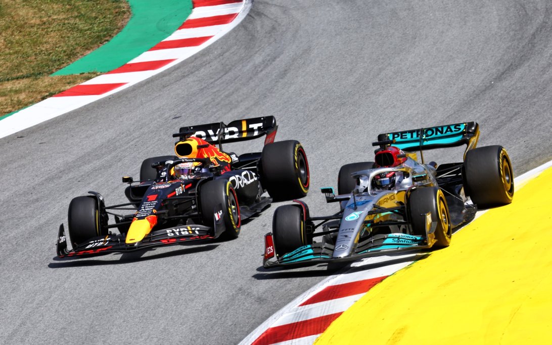 Verstappen Russell Spain