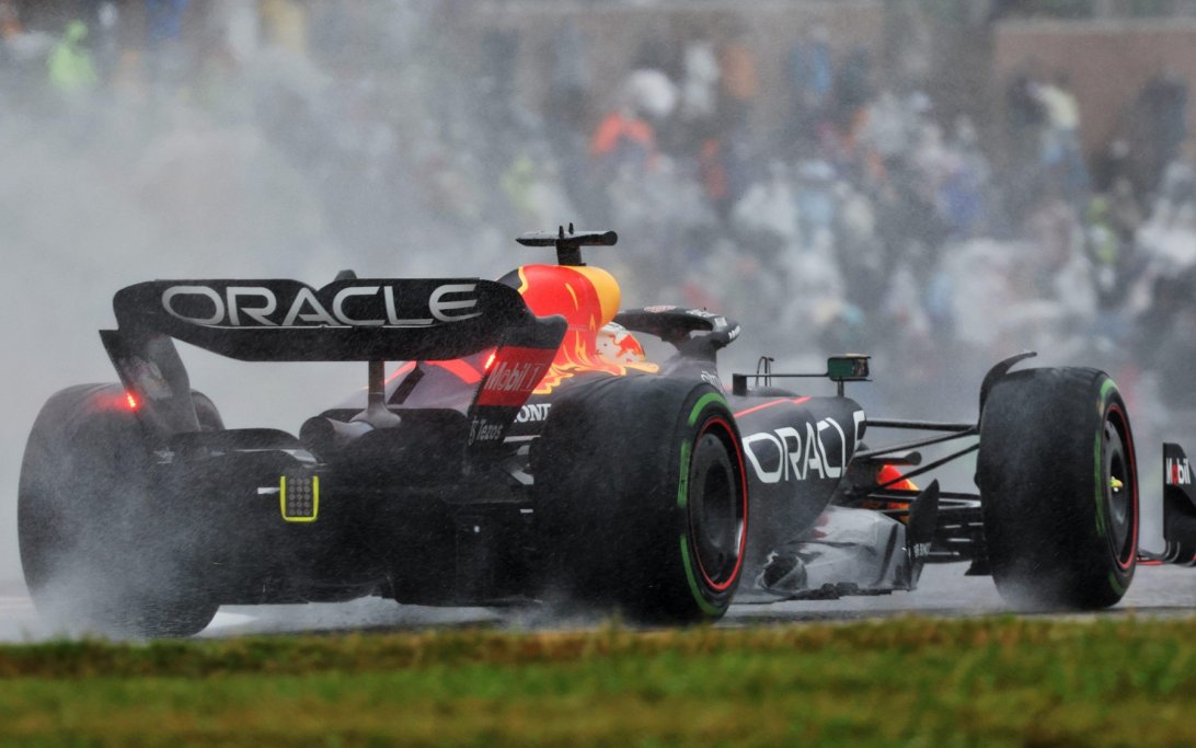 Verstappen Japan wet