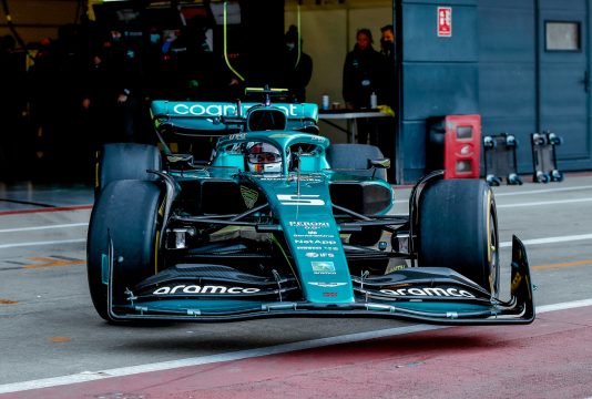 Vettel AMR22 shakedown Silverstone Aston Martin 2022