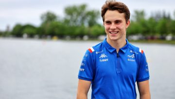 Voormalig Alpine-teambaas doet boekje open over 'Piastri-rechtszaak'