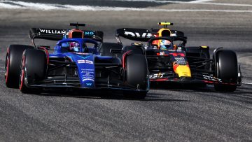 What time does the 2024 F1 Bahrain Grand Prix start?