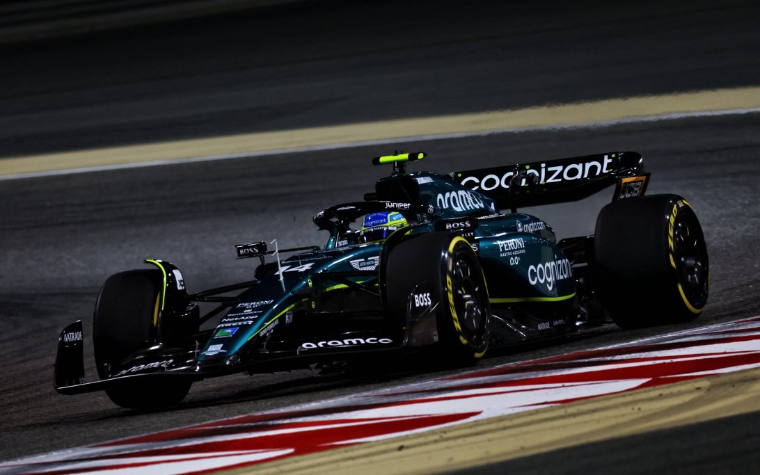 Alonso Aston Martin Bahrain Test Day One PM