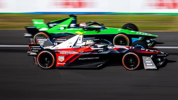 Samenvatting Formule Eprix Mexico 2023: Crashende Frijns breekt pols, Dennis wint