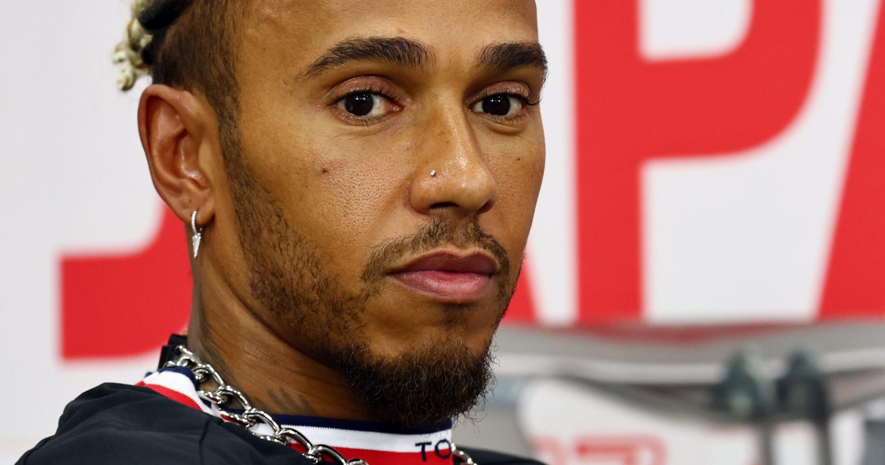 Hamilton lays down target as Mercedes battle 'knifeedge' car