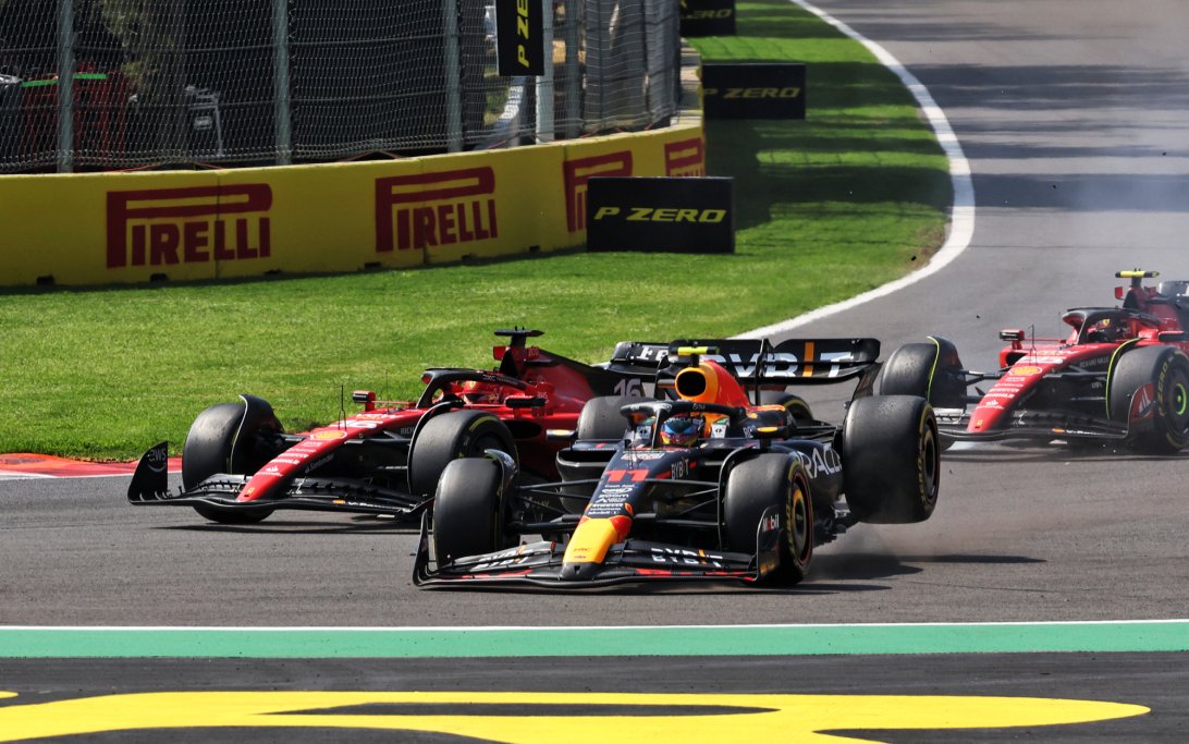 Perez Leclerc Sainz Mexico crash