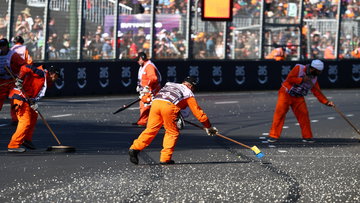 F1 sets new red flag record at chaotic grand prix