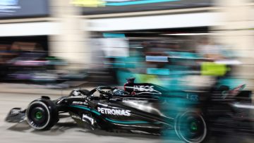 Russell bemoans missed opportunities in Ferrari fight