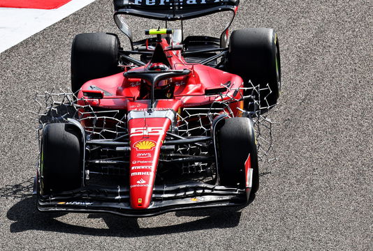 Sainz Bahrain test