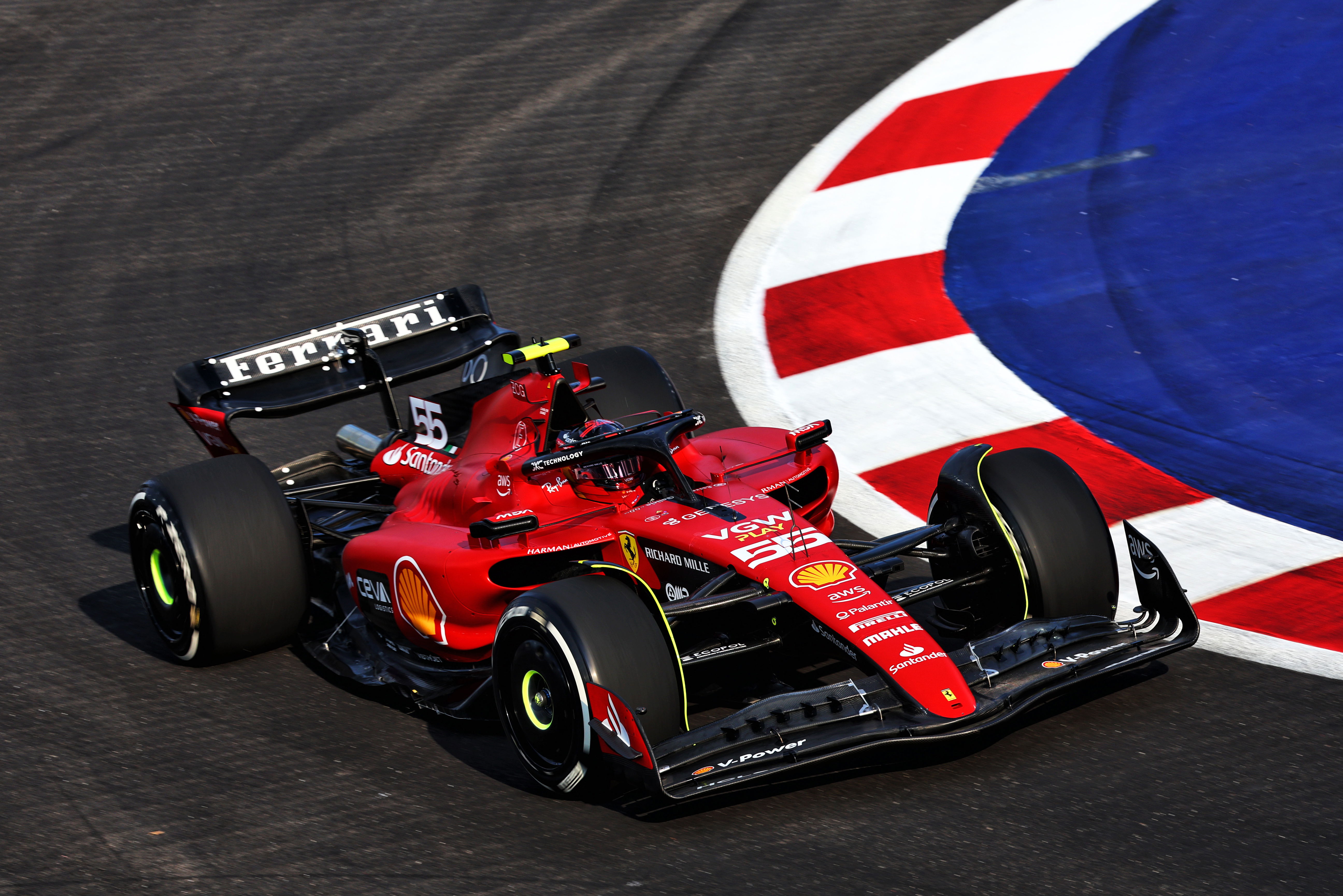 Sainz Singapore Friday