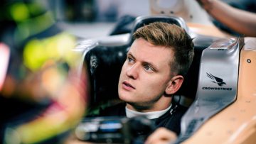 Mick Schumacher sends clear F1 message as Liam Lawson incident set for FIA meeting - RacingNews365 Review