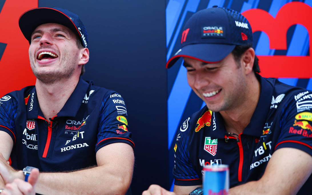 Verstappen Perez Japan