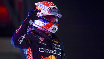 Manager Verstappen glimlacht na derde titel: "Wel een beetje dubbel"