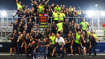 Red Bull eert Verstappen met compilatie van F1-titels